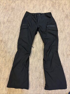 Burton Black women’s Cargo Snowboarding Ski Pants